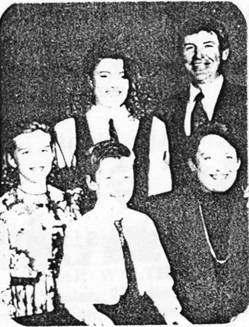 Stuart & Joanne Walter - Kailin, Erin, Devon.jpg